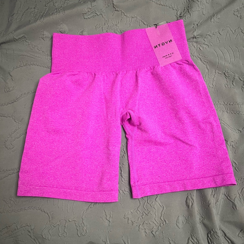 NGTVN shorts